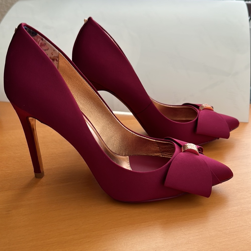 New Ted Baker Asellys Pumps